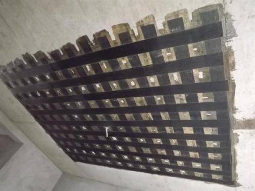 苍梧楼板加固